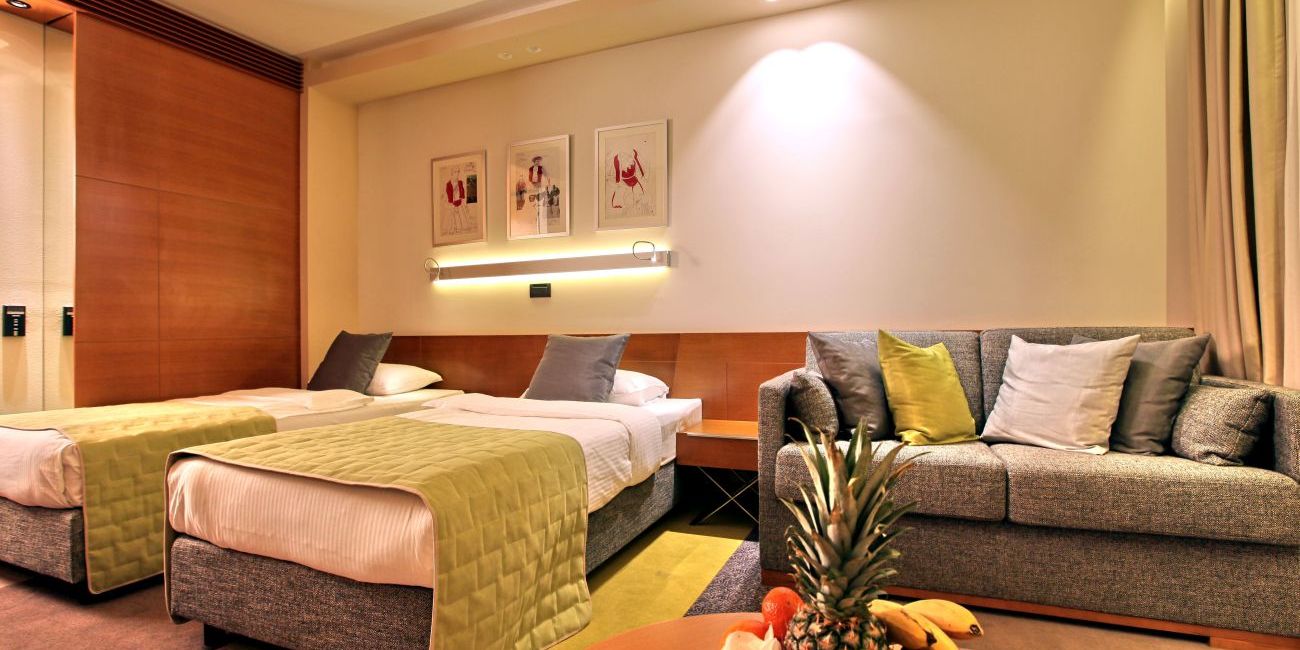 Hotel Zlatibor Mona 4*  Zlatibor 