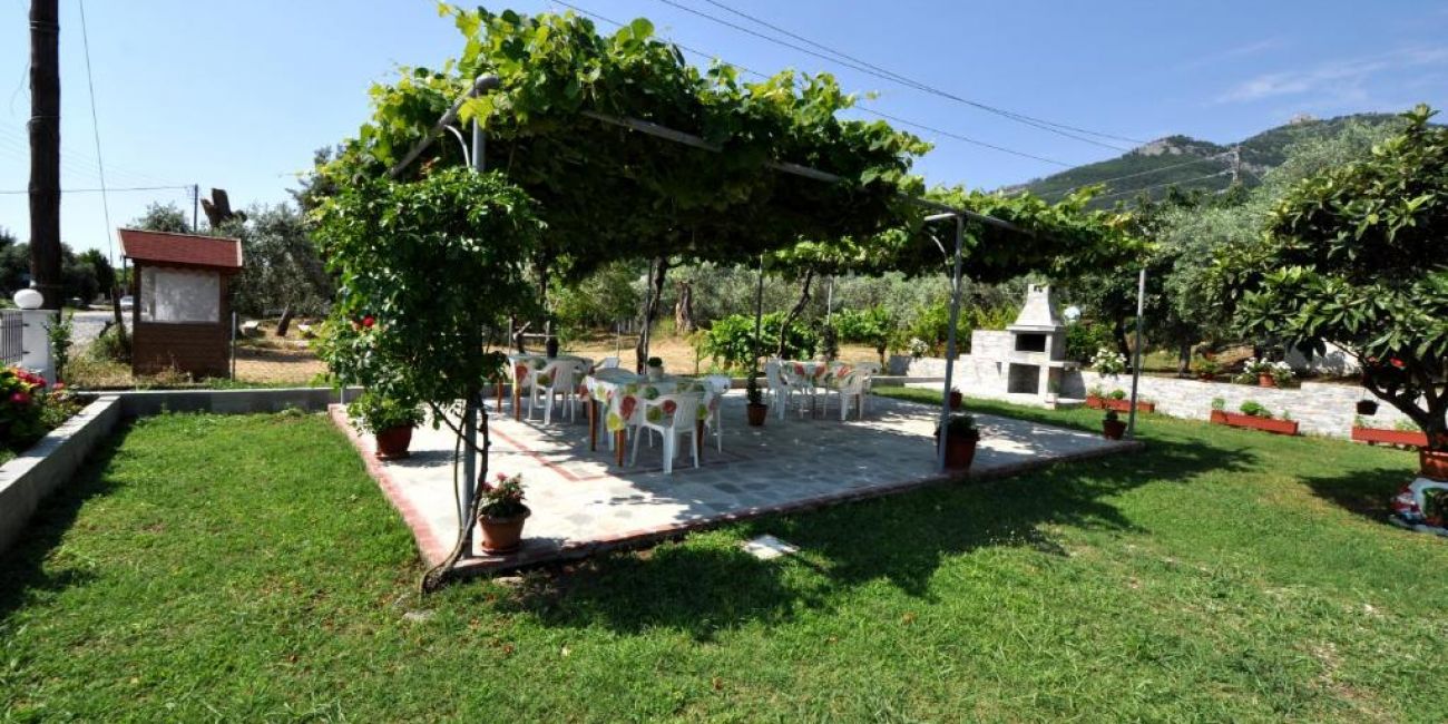 House Elena Thassos 