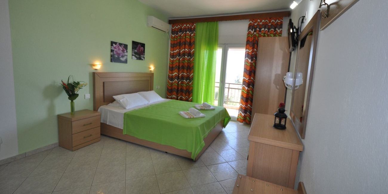 House Elena Thassos 