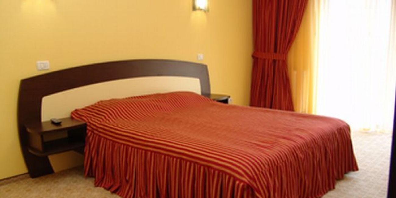 Izvorul cu Pastravi Complex 3* Poiana Tapului 