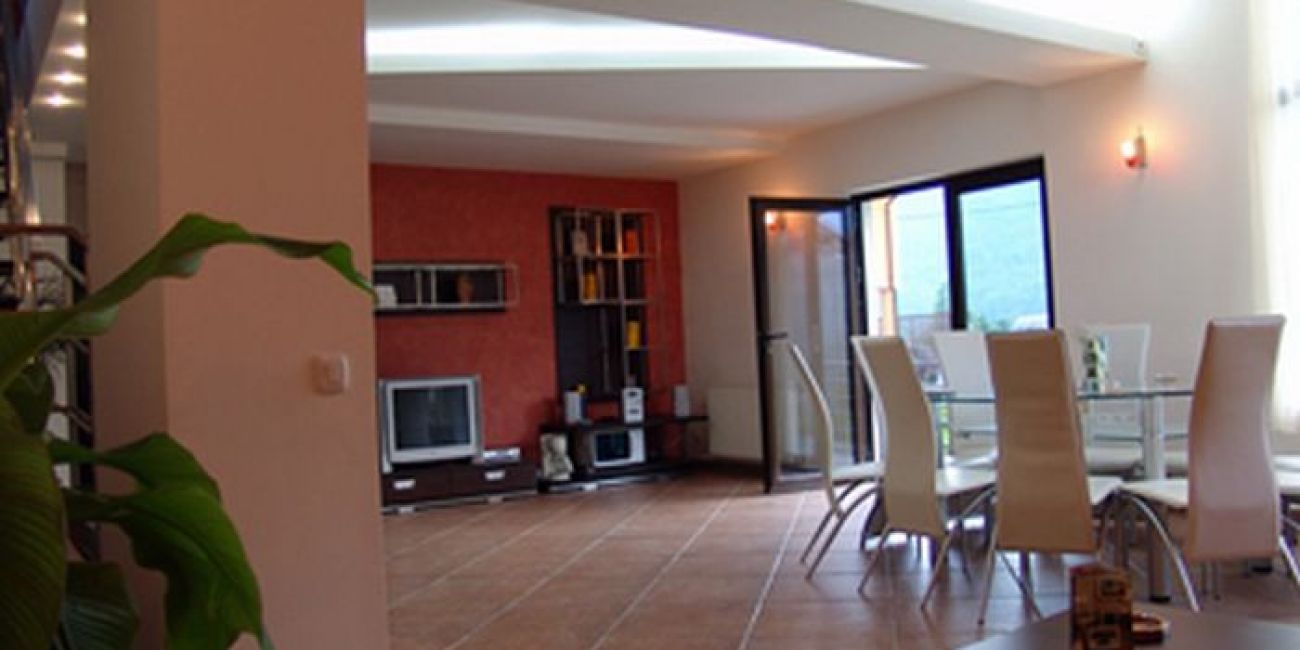 Izvorul cu Pastravi Complex 3* Poiana Tapului 
