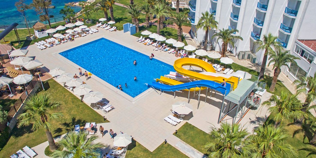 Le Bleu Hotel & Resort 5* Kusadasi 