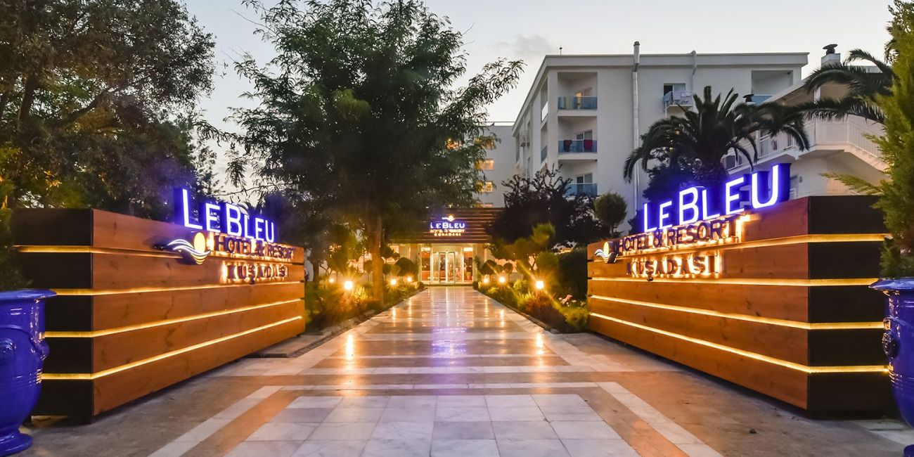 Le Bleu Hotel & Resort 5* Kusadasi 