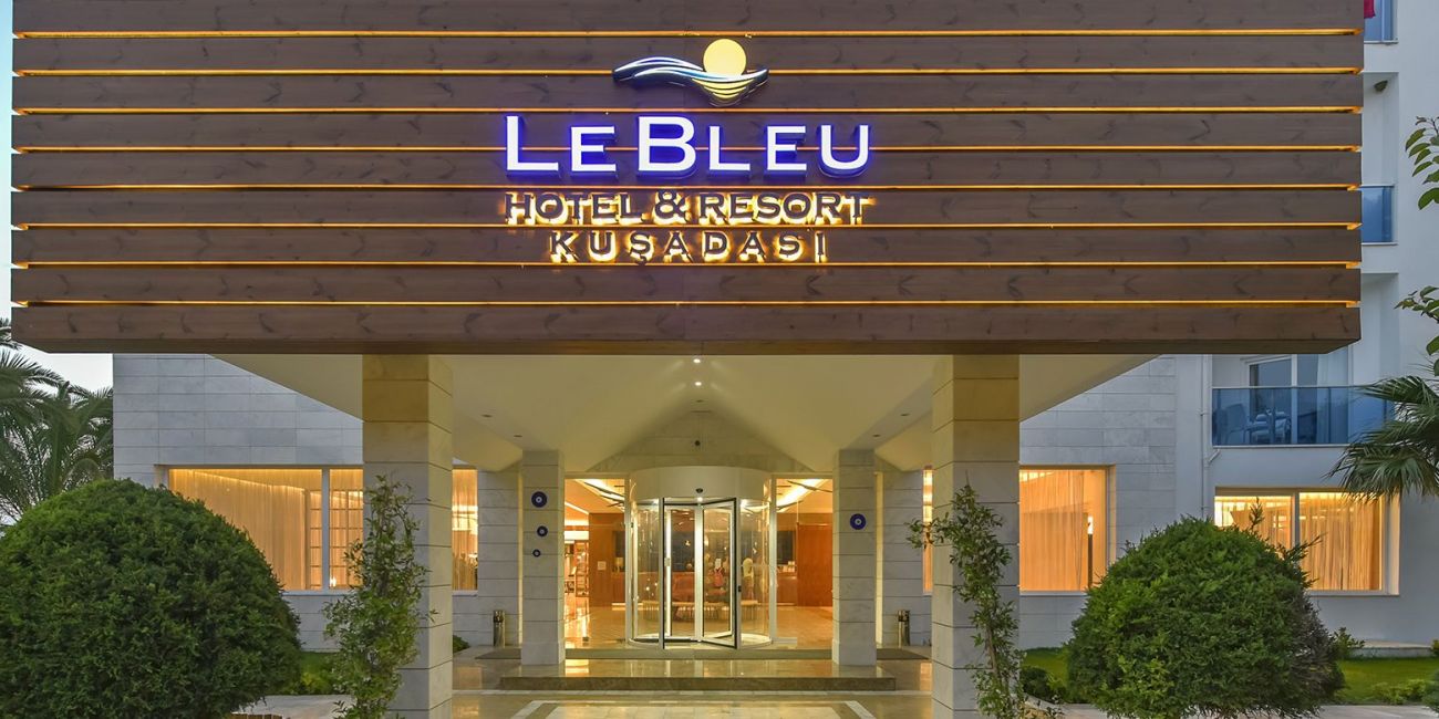 Le Bleu Hotel & Resort 5* Kusadasi 