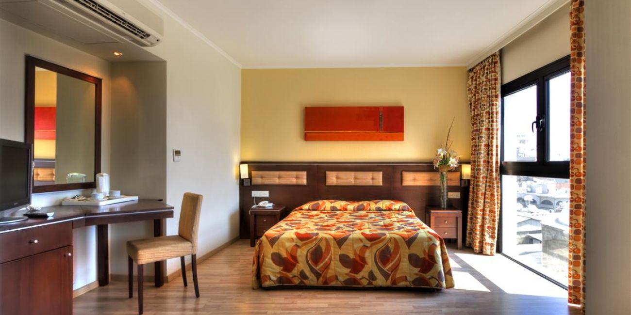 Livadhiotis City Hotel 3* Larnaca 