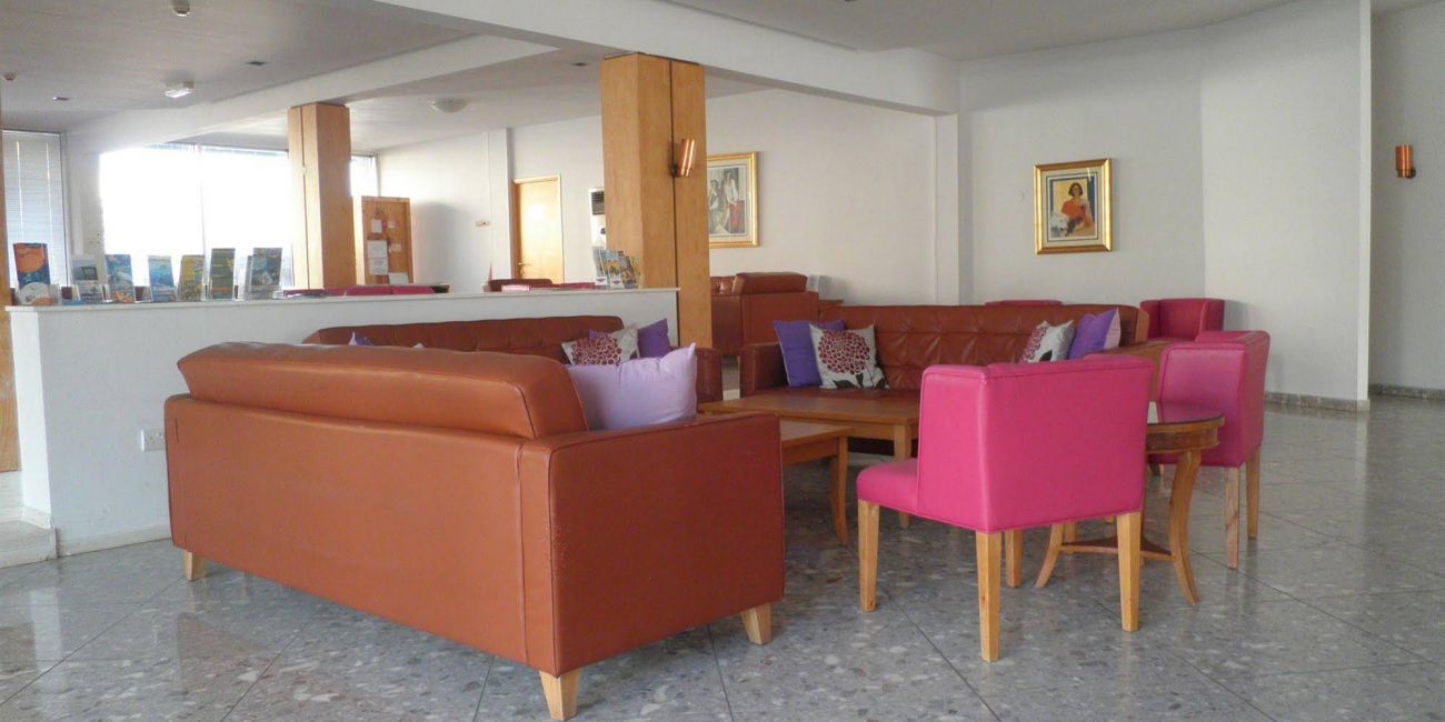 Park Beach Hotel 3*  Limassol 