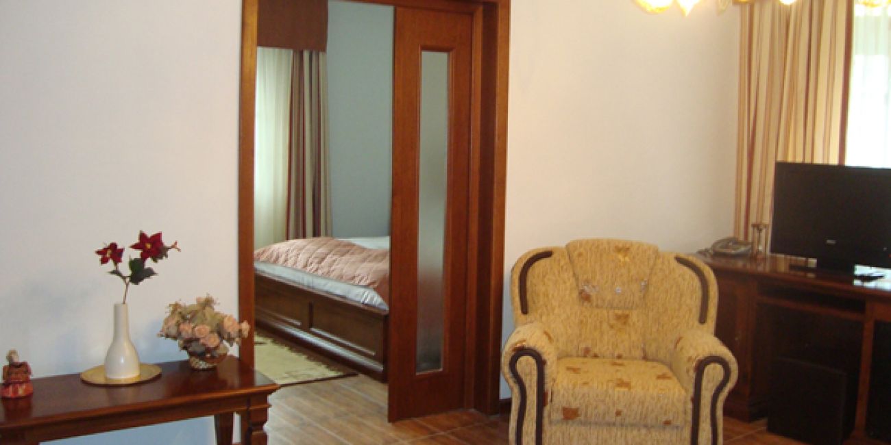 Pensiunea Casa Iurca de Calinesti 4* - Pensiune Completa + Masa Festiva Revelion Sighetu Marmatiei 