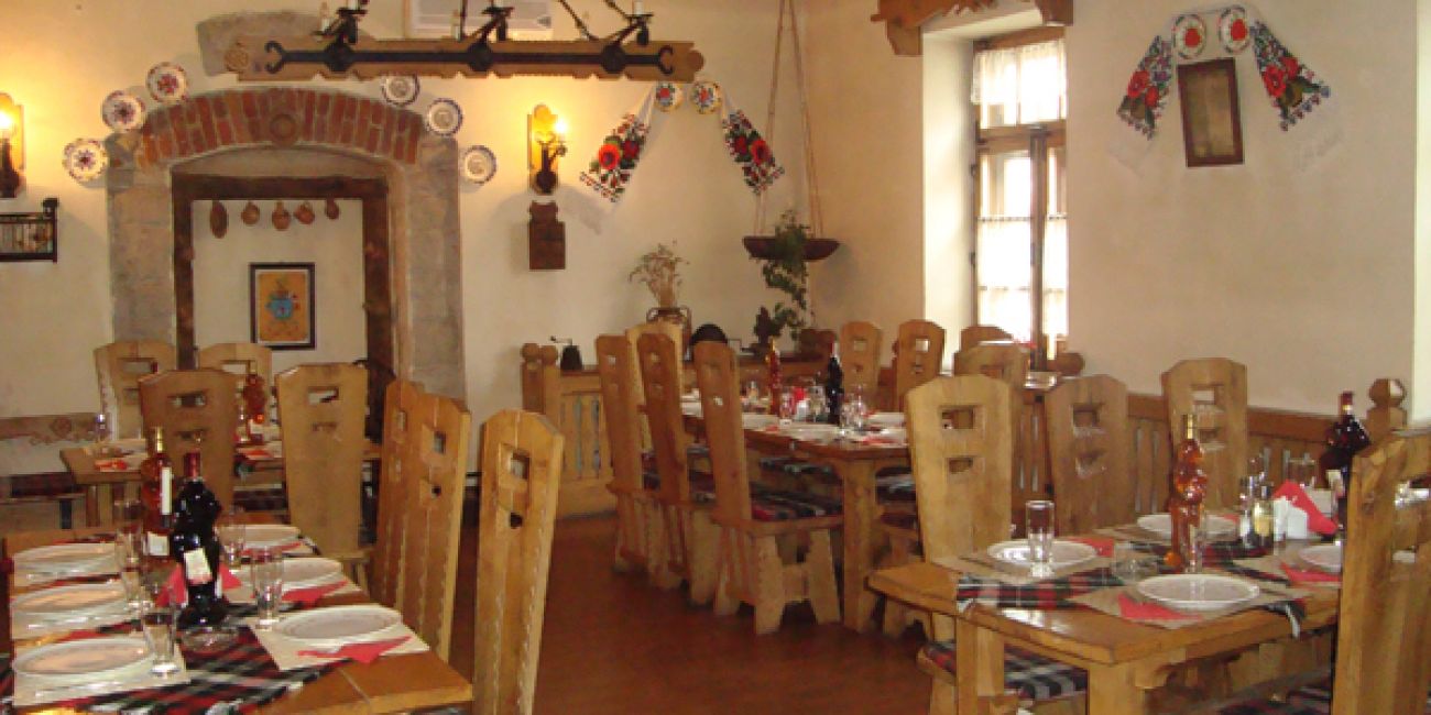 Pensiunea Casa Iurca de Calinesti 4* - Pensiune Completa + Masa Festiva Revelion Sighetu Marmatiei 