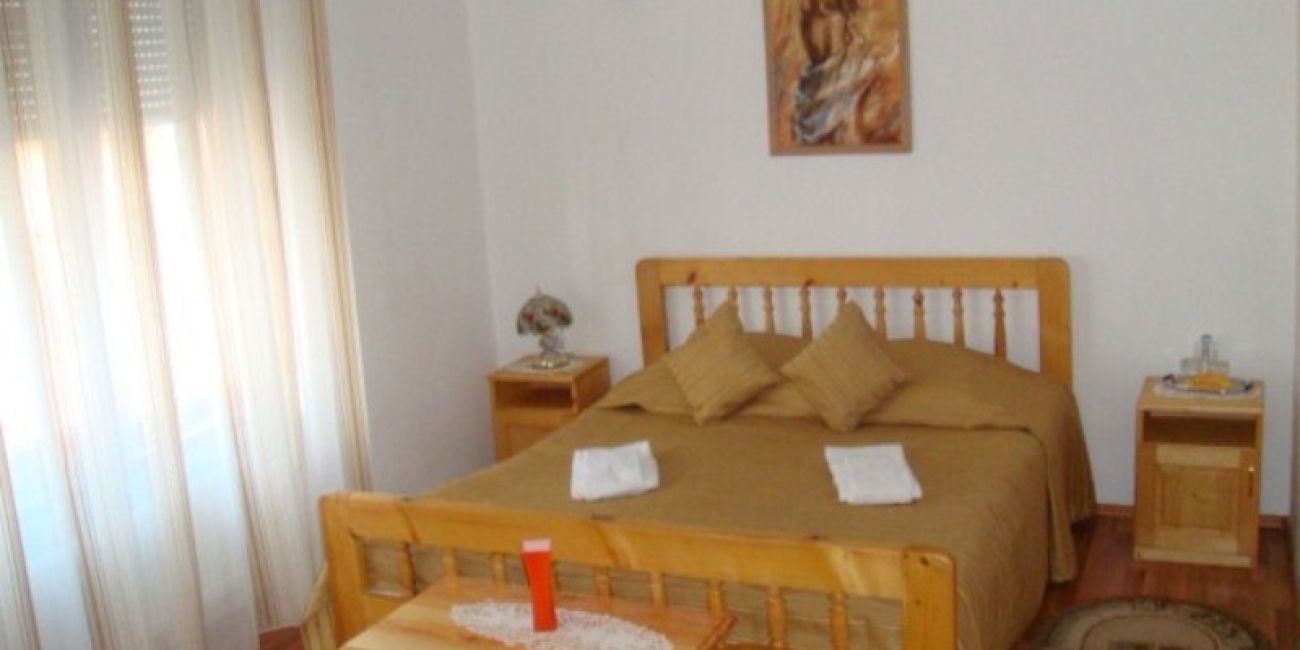 Pensiunea Casa Rasnoveana 3* - Fara masa / Mic dejun / Demipensiune / Pensiune completa Rasnov 