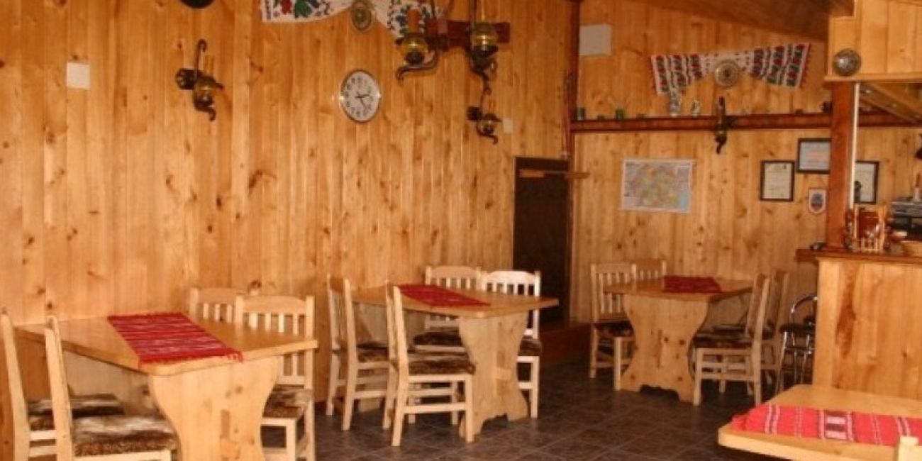 Pensiunea Casa Rasnoveana 3* - Fara masa / Mic dejun / Demipensiune / Pensiune completa Rasnov 