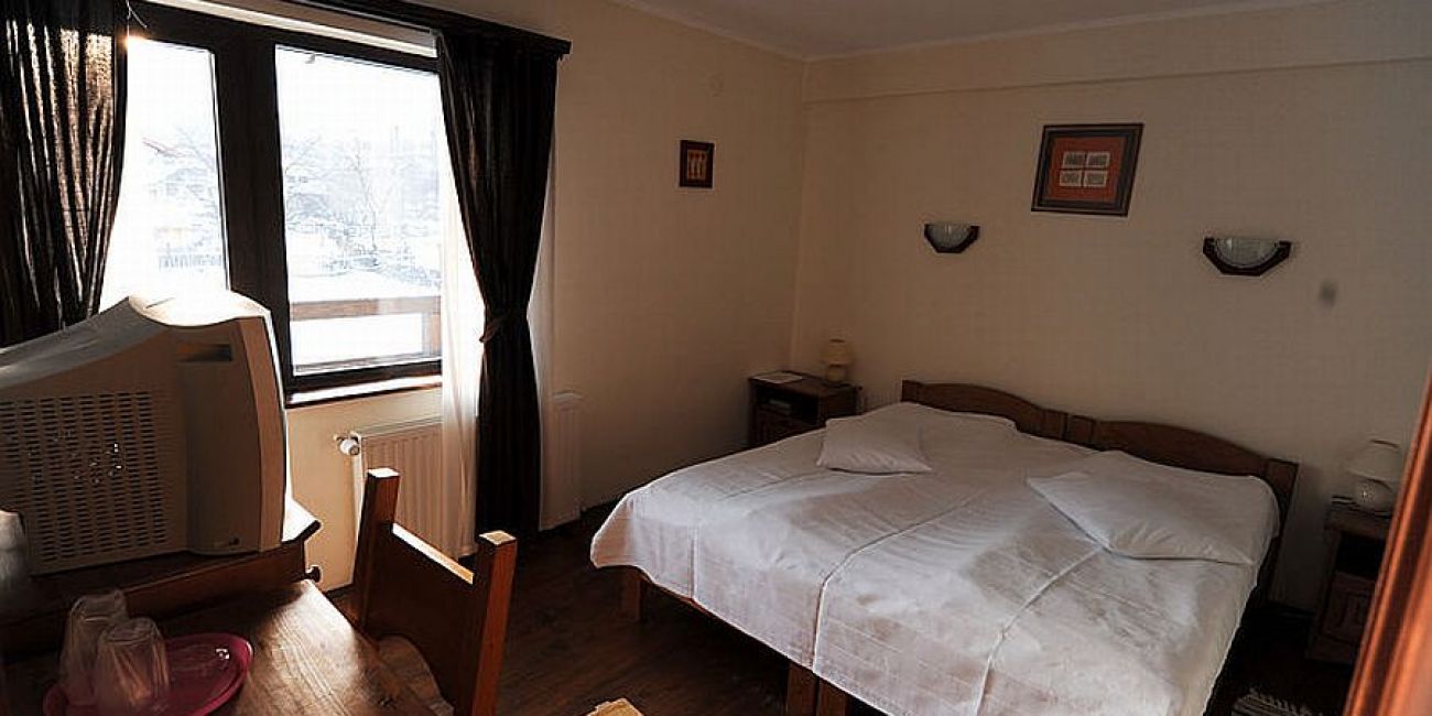 Pensiunea Podul Turcului 3* - Pensiune Completa + Masa Festiva Revelion Moeciu de Jos 