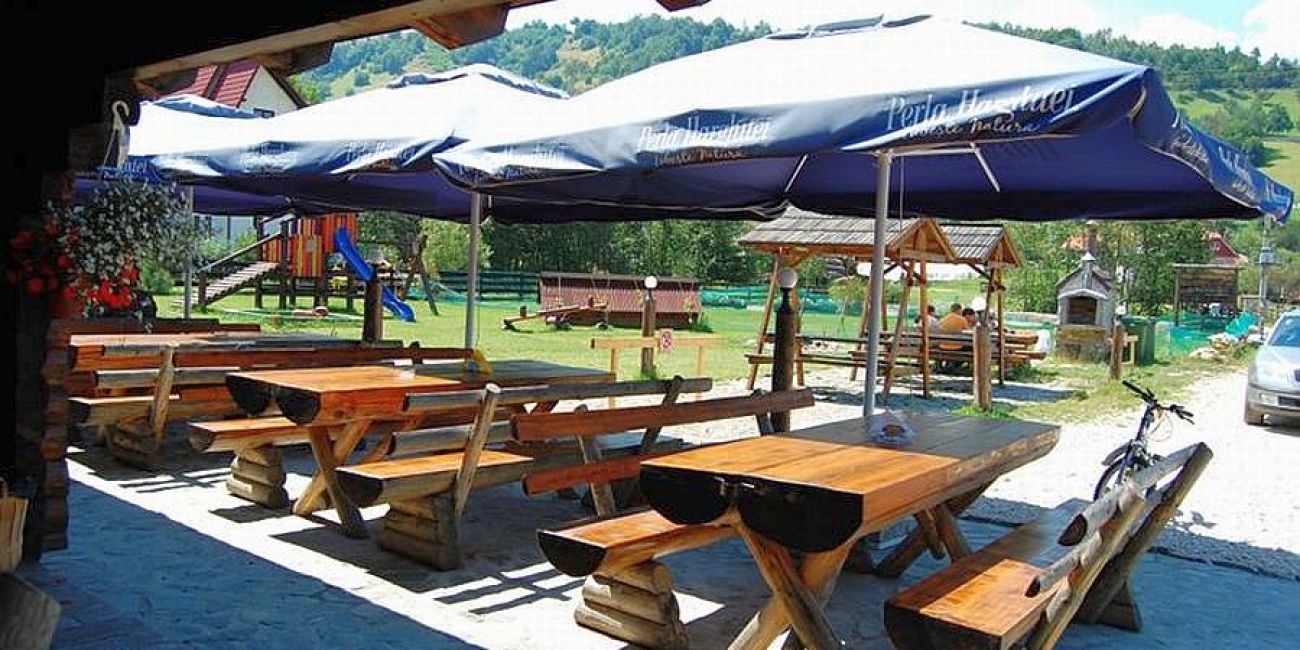 Pensiunea Podul Turcului 3* - Pensiune Completa + Masa Festiva Revelion Moeciu de Jos 