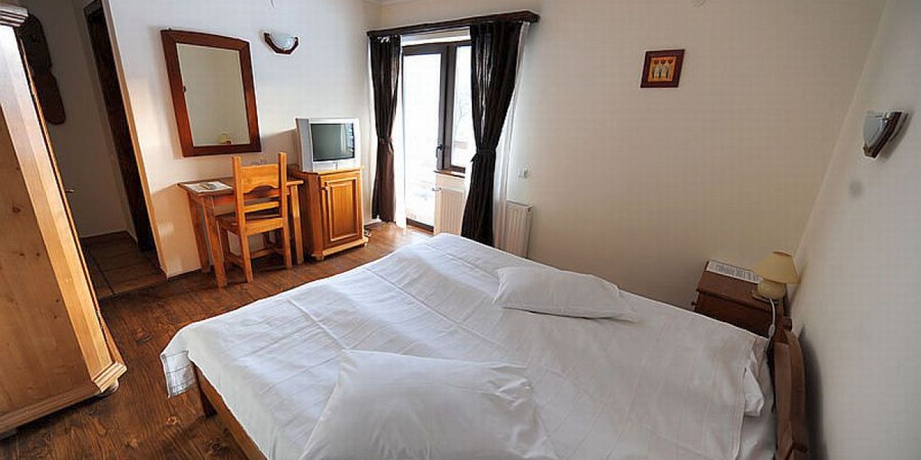 Pensiunea Podul Turcului 3* - Pensiune Completa + Masa Festiva Revelion Moeciu de Jos 
