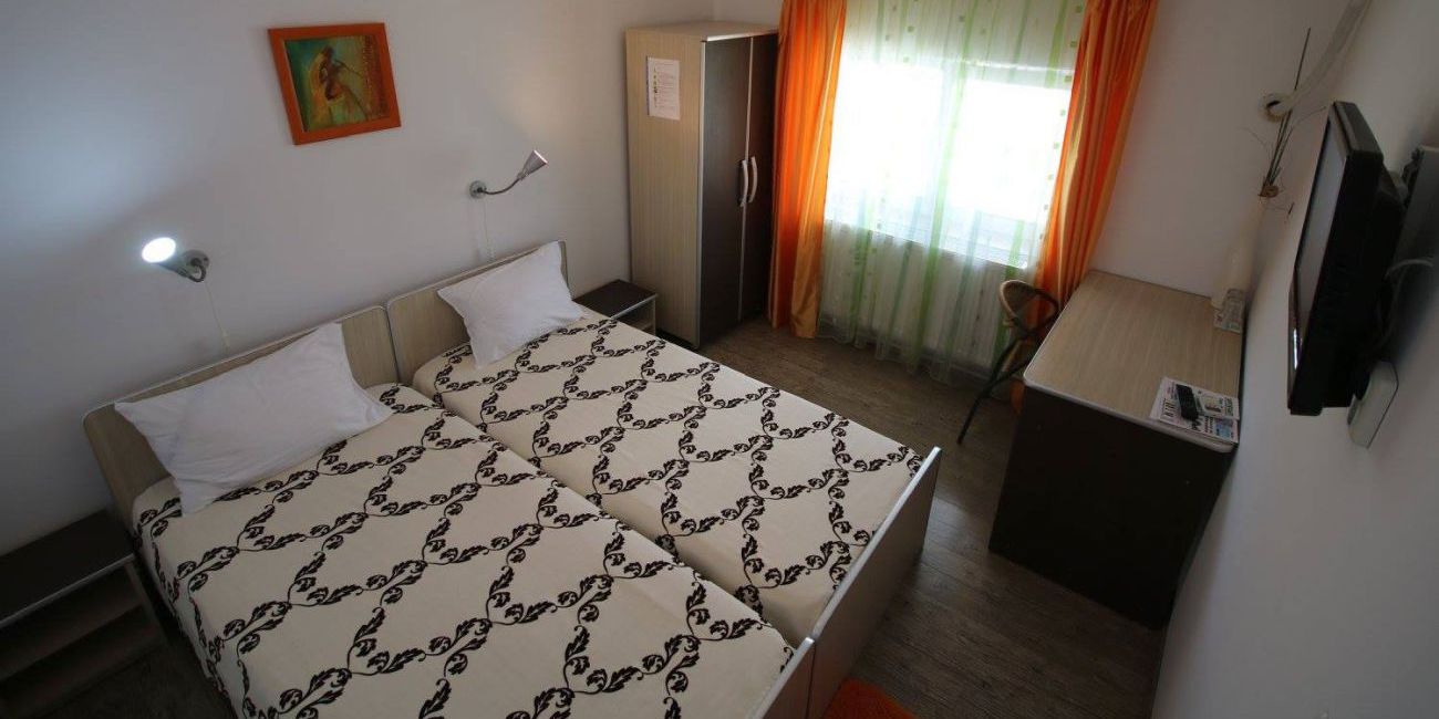 Pensiunea si Casa Danubia 4* Cazanele Dunarii 