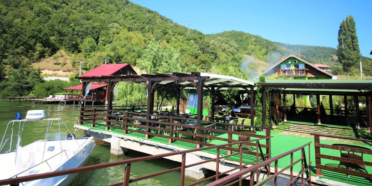 Pensiunea si Casa Danubia 4* Cazanele Dunarii 