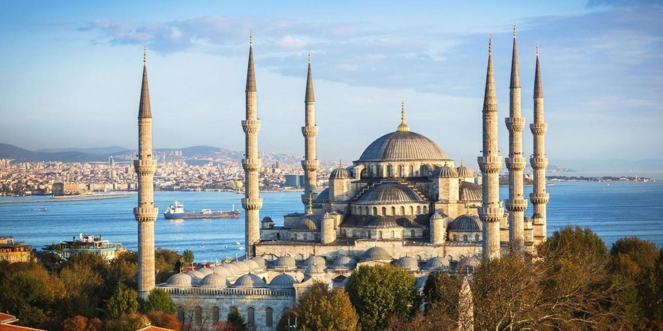 Piata de Craciun in Istanbul Istanbul 