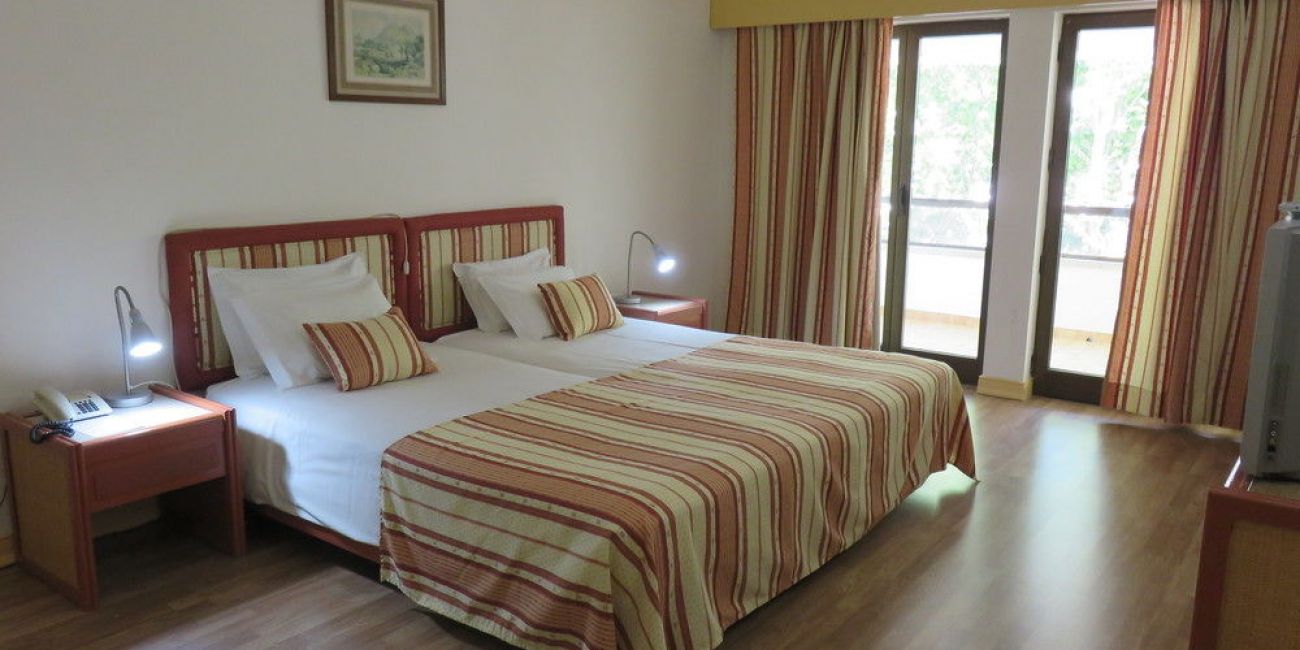 Portugalia - Lisabona - Program Social pentru toate Varstele 4* Estoril 