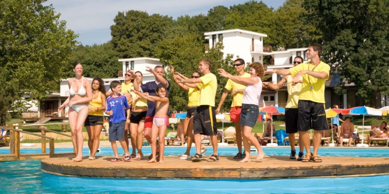Russalka Elite Holiday Village 3*/4* Russalka 