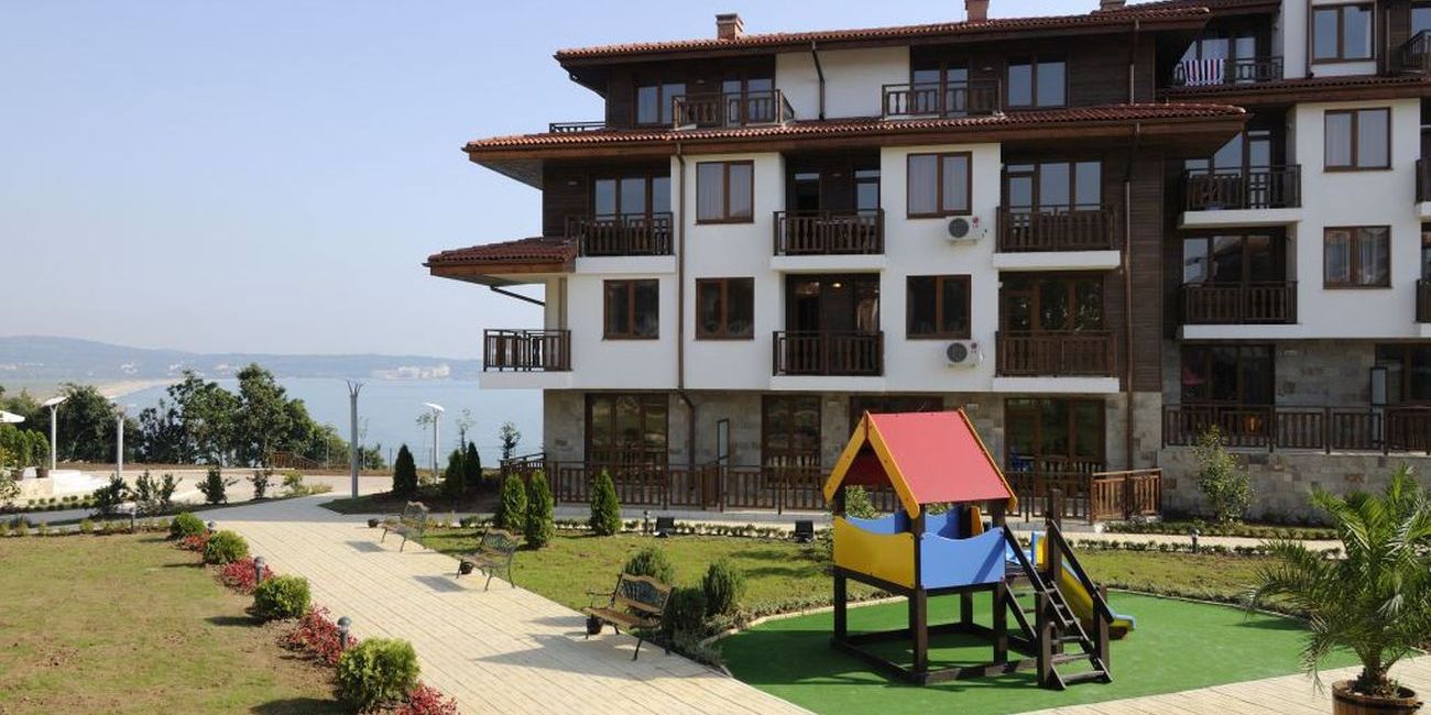 Saint Thomas Holiday Vilage 5* Sozopol 