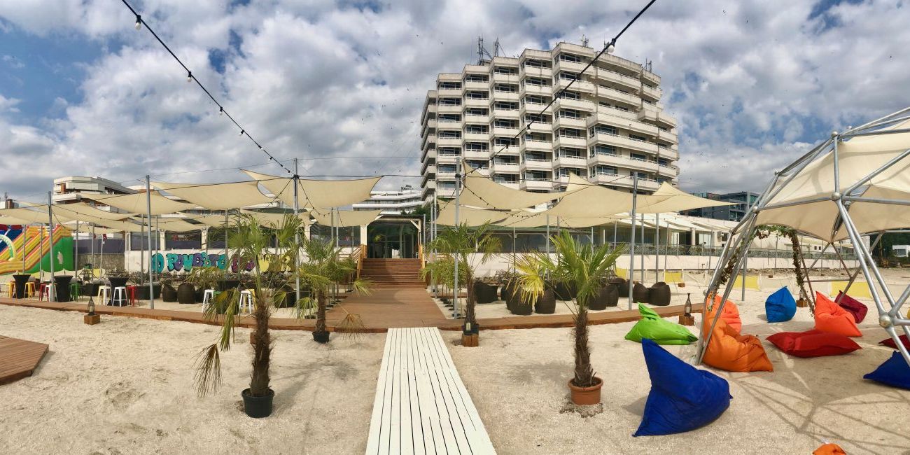 Savoy Hotel Mamaia 4*  Mamaia 