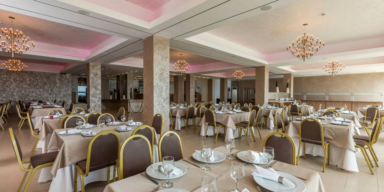 Savoy Hotel Mamaia 4*  Mamaia 