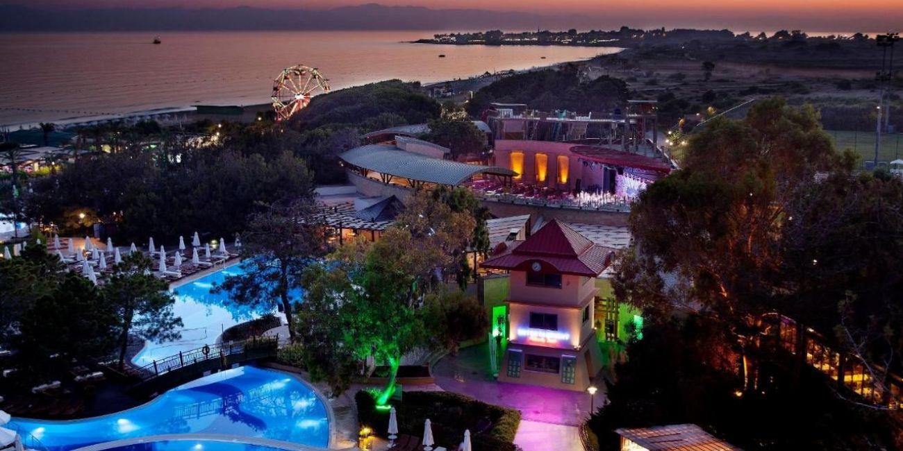 Sueno Hotels Beach Side 5* Antalya - Side 