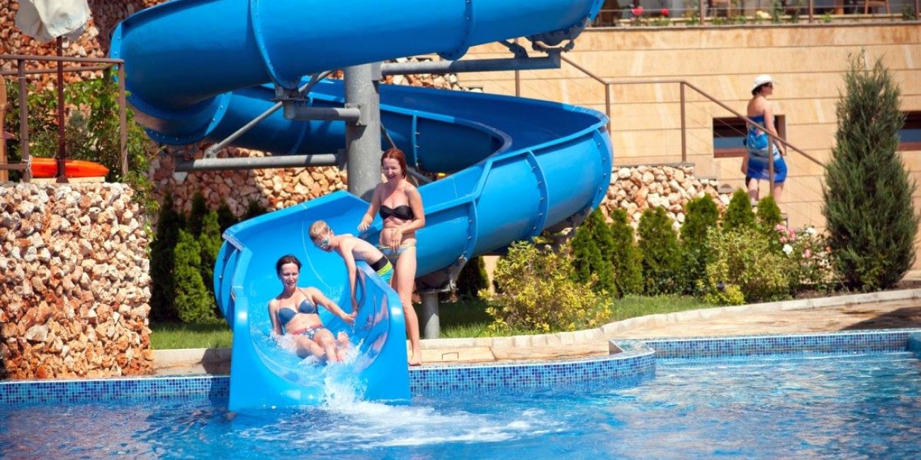 Topola Skies Resort & Aquapark 4*  Kavarna 