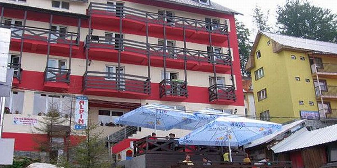 Vila Alpin 3* - Pensiune Completa + Masa Festiva Craciun Straja 