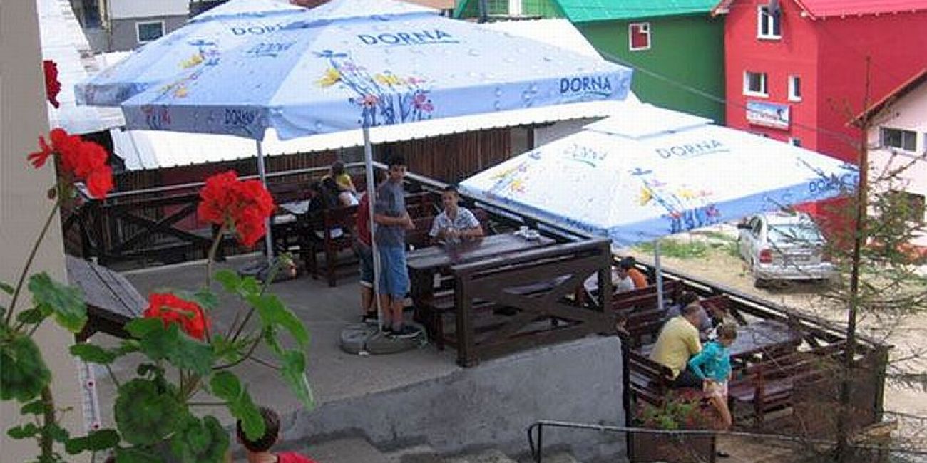 Vila Alpin 3* - Pensiune Completa + Masa Festiva Craciun Straja 