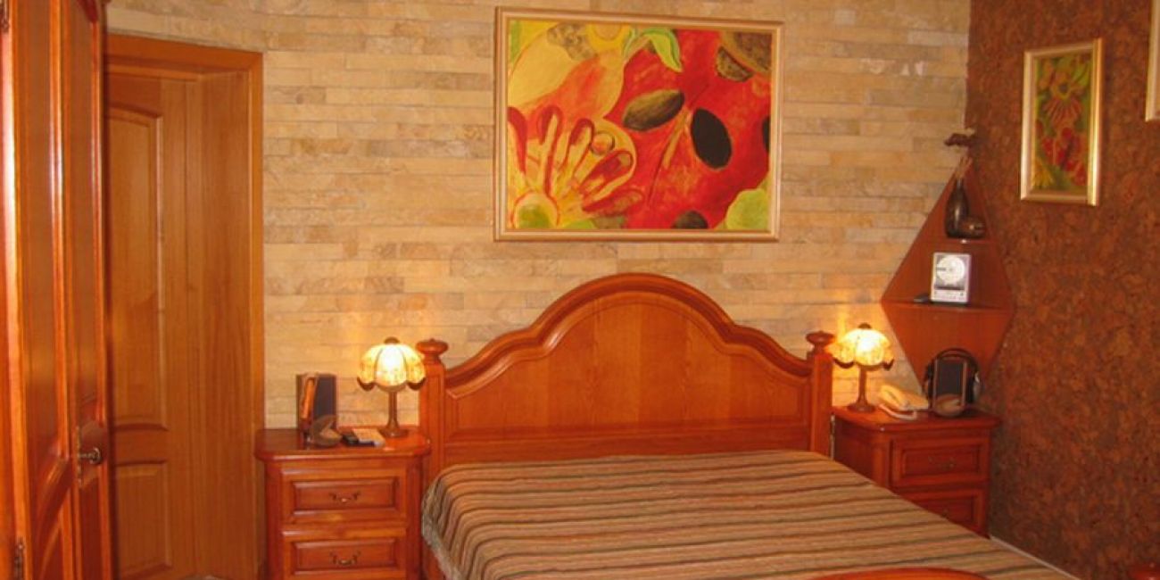 Vila Iris 4* - Mic Dejun Bio + Cina Festiva  Poiana Tapului 