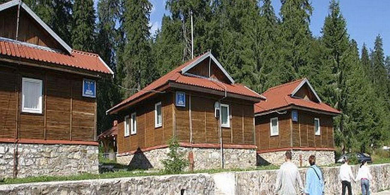 Vilele Izvorul Minunilor 4* - Mic Dejun - Inscrieri Timpurii Stana de Vale 