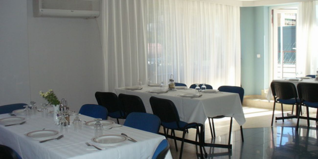 Vilele Liliacul si Trandafirul 3*  Calimanesti-Caciulata 