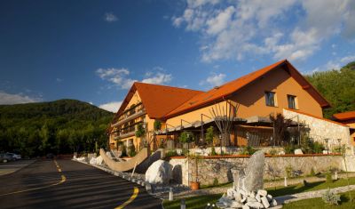 Imagine pentru Hotel Belvedere 3* valabile pentru 1 Decembrie 2025