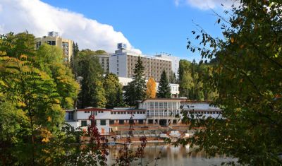 Imagine pentru Sovata Ensana Health Spa Hotel 4* valabile pentru 1 Decembrie 2025