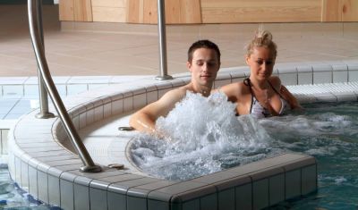 Imagine pentru Sovata Ensana Health Spa Hotel 4* valabile pentru 1 Decembrie 2025