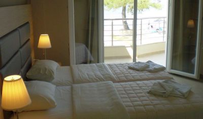 Imagine pentru Hotel Rachoni Bay Resort 3*  valabile pentru 1 Mai 2022