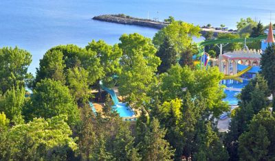 Imagine pentru Hotel Sol Nessebar Bay and Mare 4* valabile pentru 1 Mai 2022