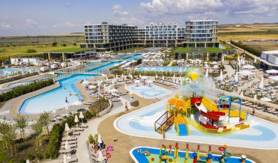Imagine pentru Hotel Wave Resort 5* valabile pentru 1 Mai 2022