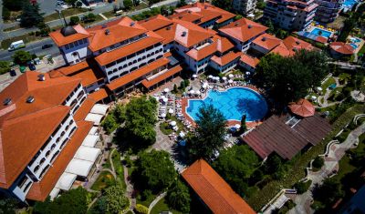 Imagine pentru Hotel Royal Palace Helena Park 5* valabile pentru 1 Mai 2023