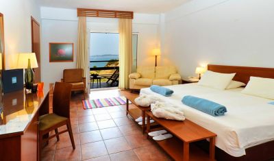 Imagine pentru Hotel Xenia Ouranoupolis 4* valabile pentru 1 Mai 2023