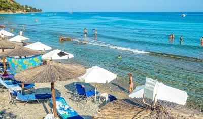 Imagine pentru Hotel Xenios Dolphin Beach 3*  valabile pentru 1 Mai 2023