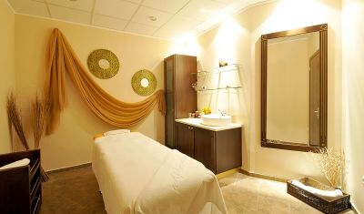 Imagine pentru Hotel Apollo Spa Resort 4*  valabile pentru 1 Mai 2025