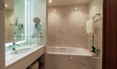 Imagine pentru Hotel Astor Garden 5* valabile pentru 1 Mai 2025