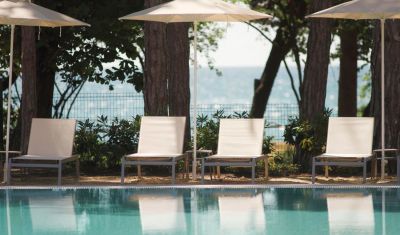 Imagine pentru Hotel Astor Garden 5* valabile pentru 1 Mai 2025