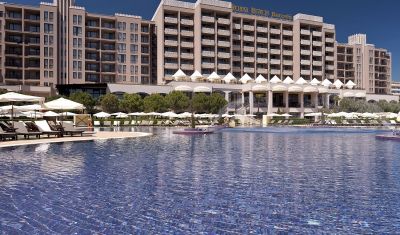 Imagine pentru Hotel Barcelo Royal Beach 5*  valabile pentru 1 Mai 2025