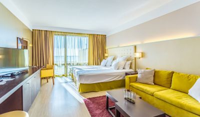 Imagine pentru Hotel Barcelo Royal Beach 5*  valabile pentru 1 Mai 2025
