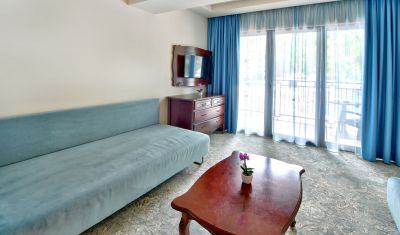 Imagine pentru Hotel Grifid Aqua Club Bolero 4*  valabile pentru 1 Mai 2025