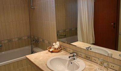 Imagine pentru Hotel HVD Lotos 4*  valabile pentru 1 Mai 2025