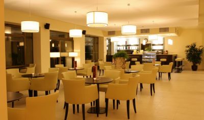Imagine pentru Hotel HVD Lotos 4*  valabile pentru 1 Mai 2025