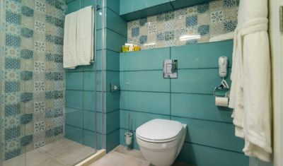 Imagine pentru Hotel HVD Nympha 4* valabile pentru 1 Mai 2025